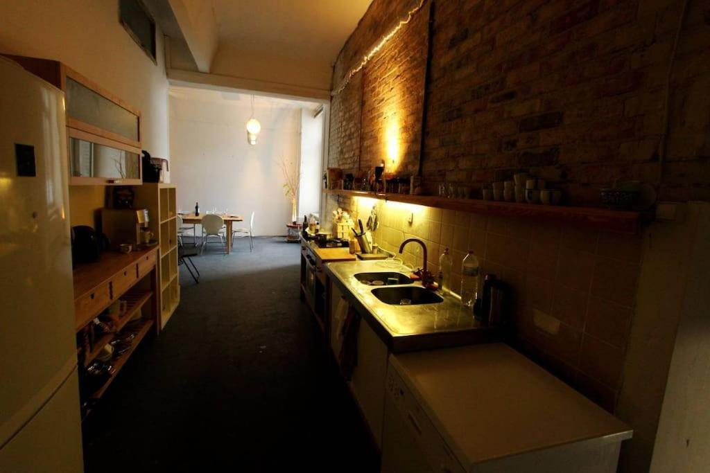 Appartement 200Qm Loft For Friends And Family - On The Spree! à Berlin Extérieur photo