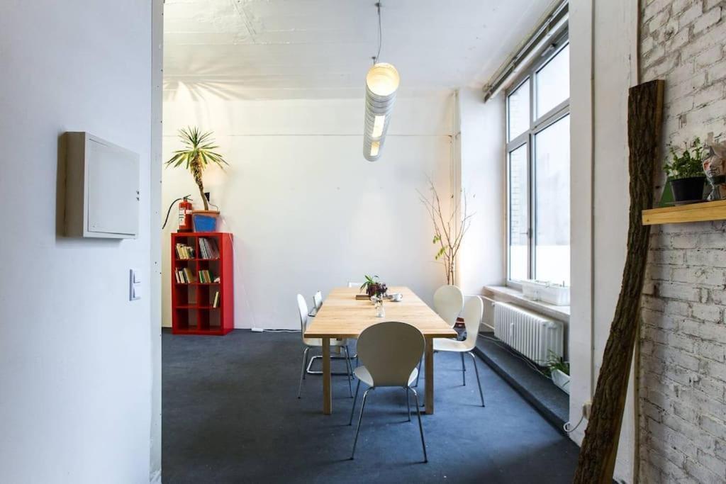 Appartement 200Qm Loft For Friends And Family - On The Spree! à Berlin Extérieur photo